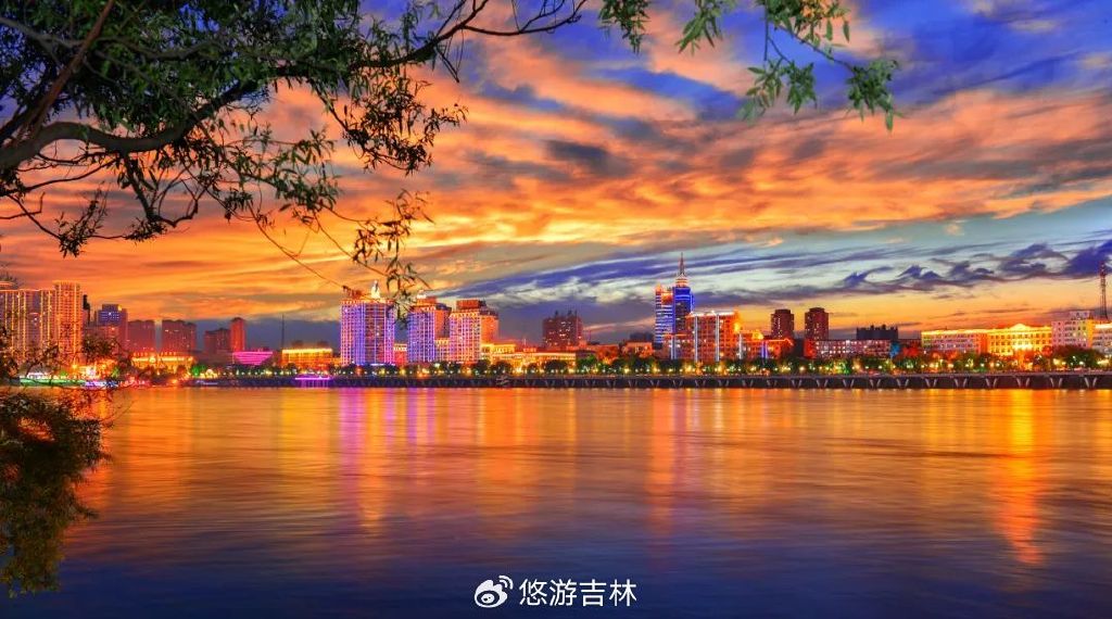 吉林_新奥门免费资料大全在线查看,揭短前瞻请全面释义、解释与落实